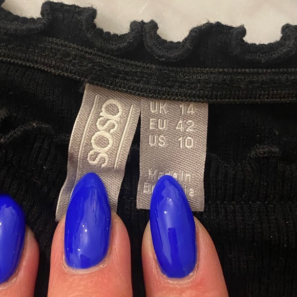 ASOS Tall Off the Shoulder Long-Sleeve Bodysuit with Lettuce Edge - Picture 6 of 6